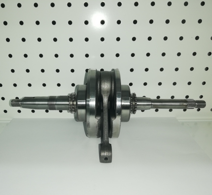 Коленвал 1P57F 150сс с реверсом