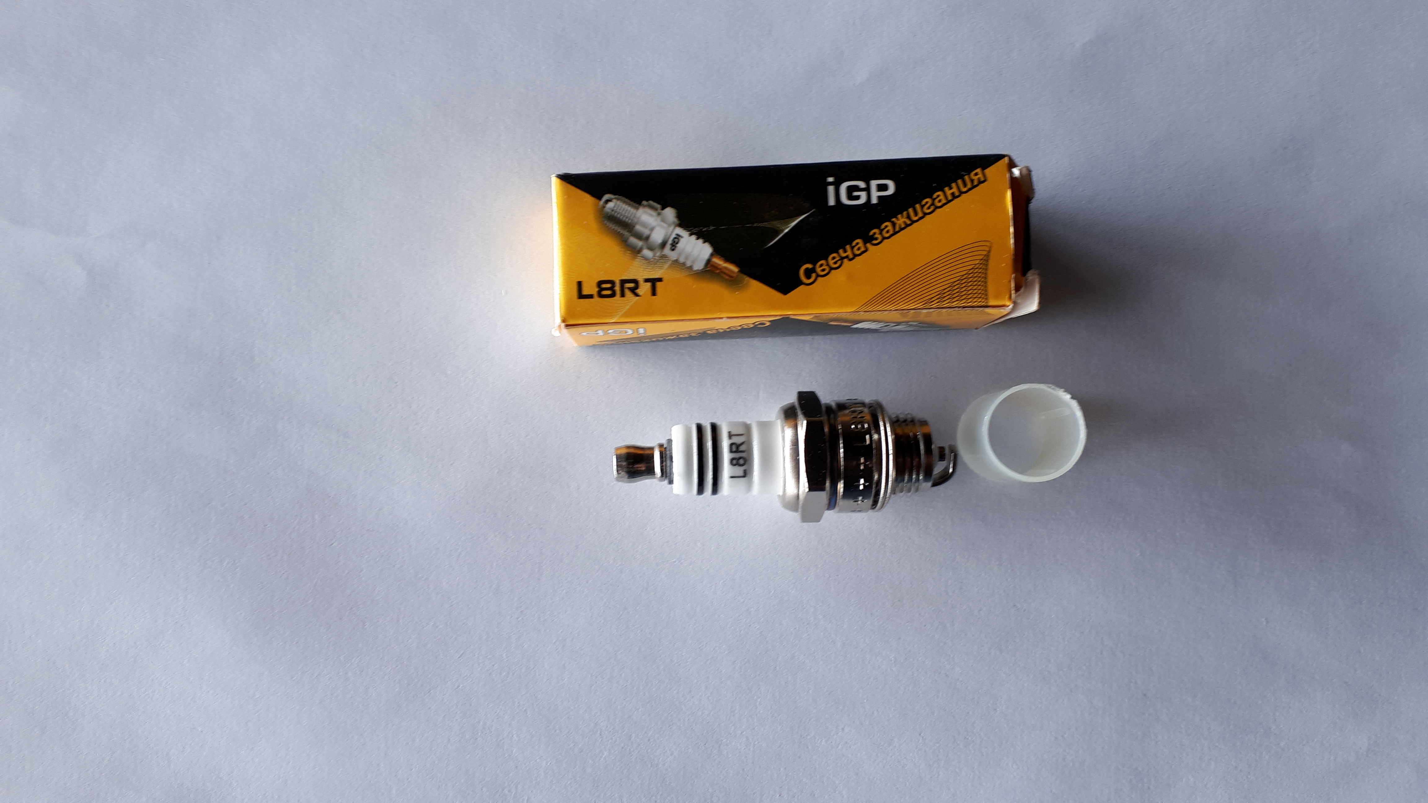 Свеча зажигания IGP L8RT (двухтактные двигатели Echo,Champion,Hus,Part,St)
