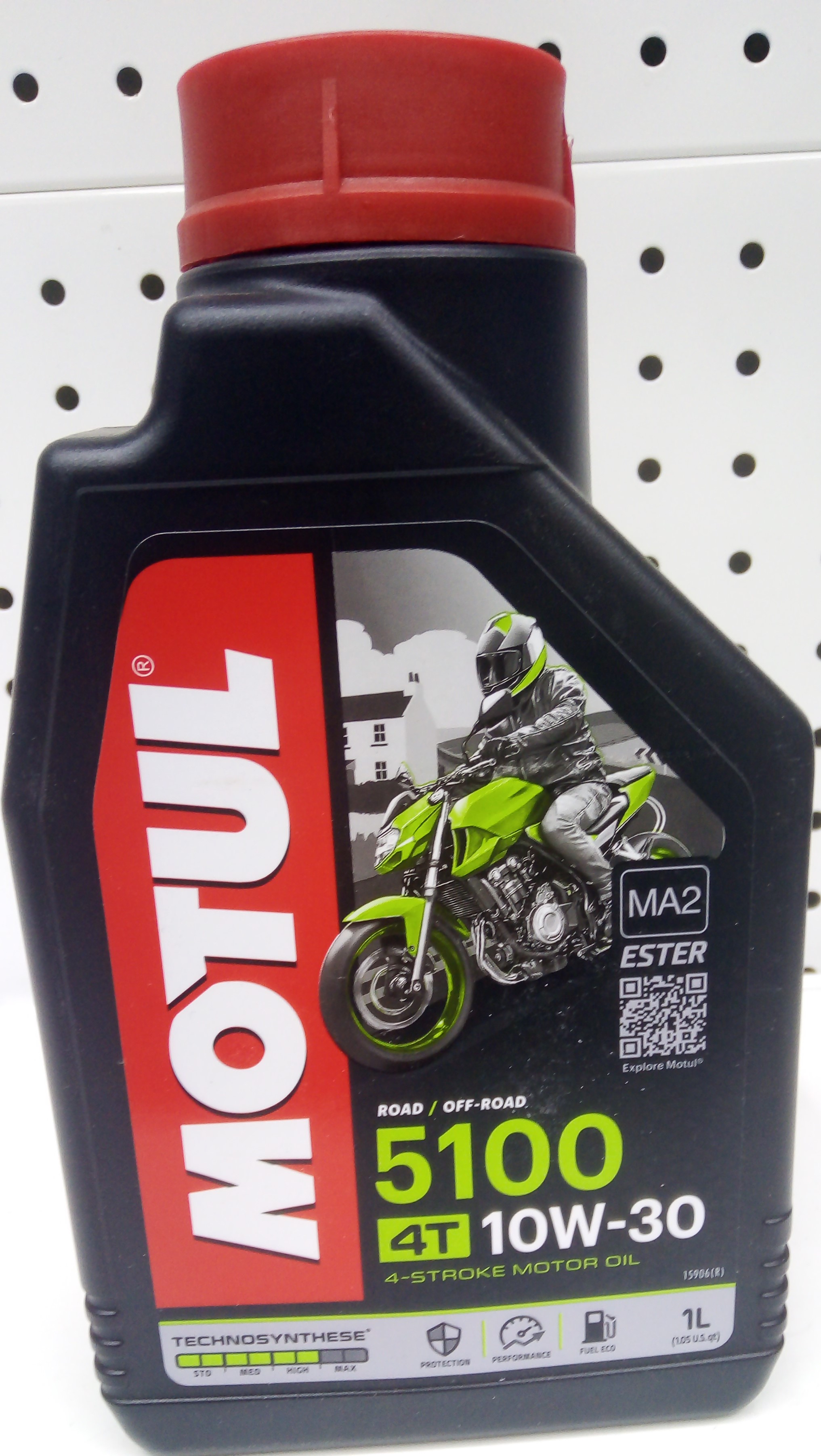 Масло Motul 5100 мото 4T 10W30 1л. HC-TECH п/синт                                                          