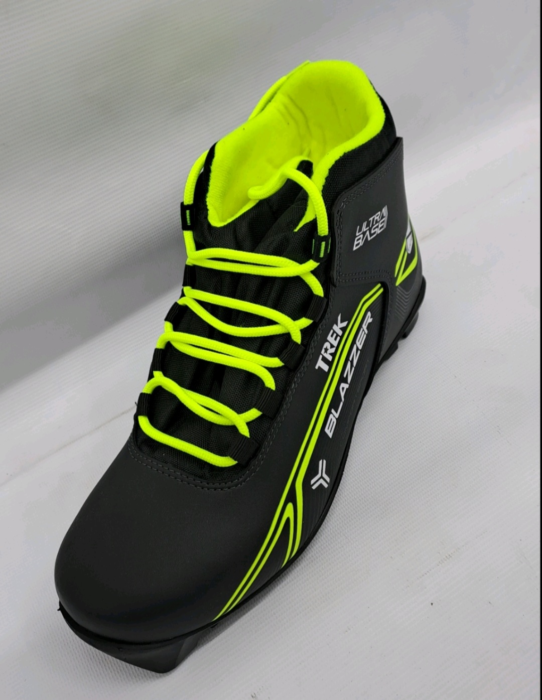 Ботинки лыжные TREK Blazzer 1 черный (лого лайм неон) RU36