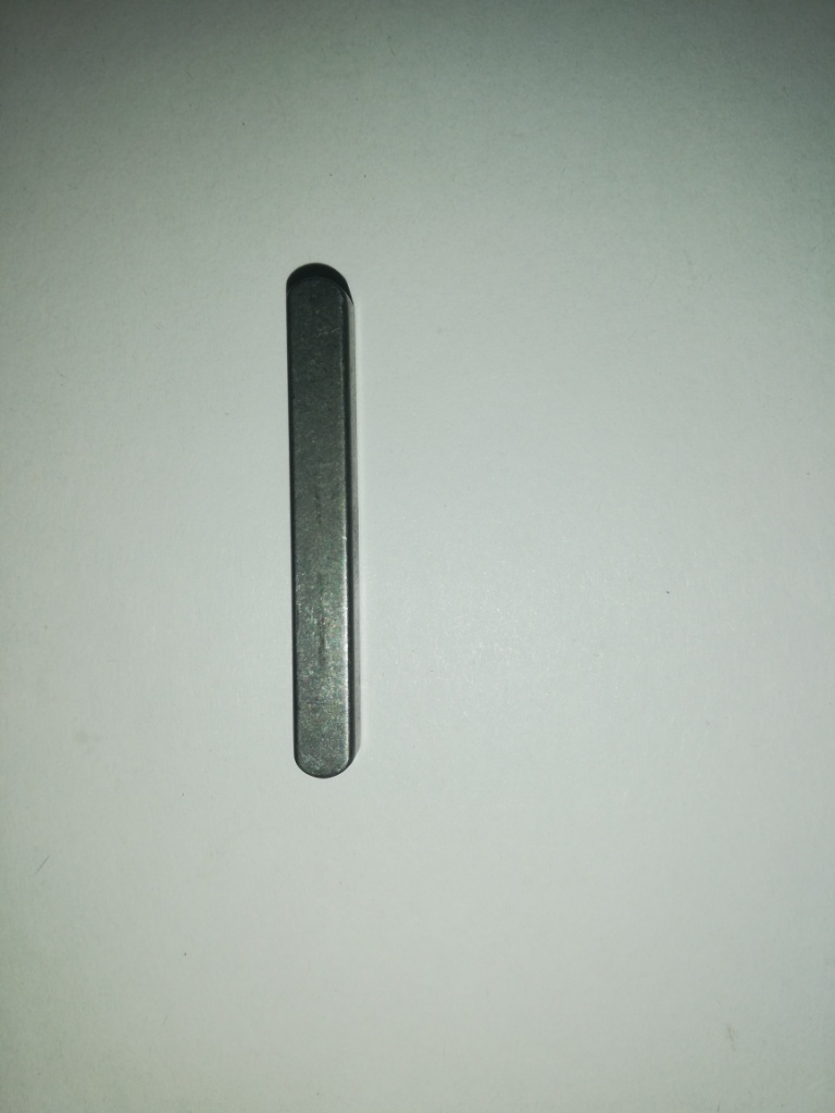 Шпонка шкива 5*5*34 (168F-2)